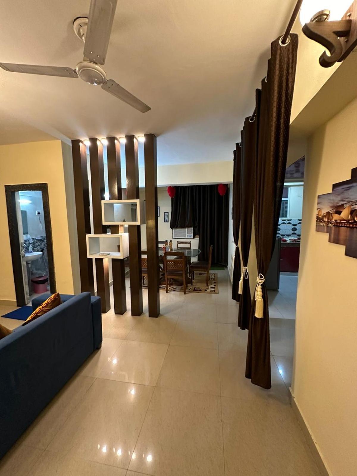 Royal Ambience Lägenhet Ghaziabad Exteriör bild